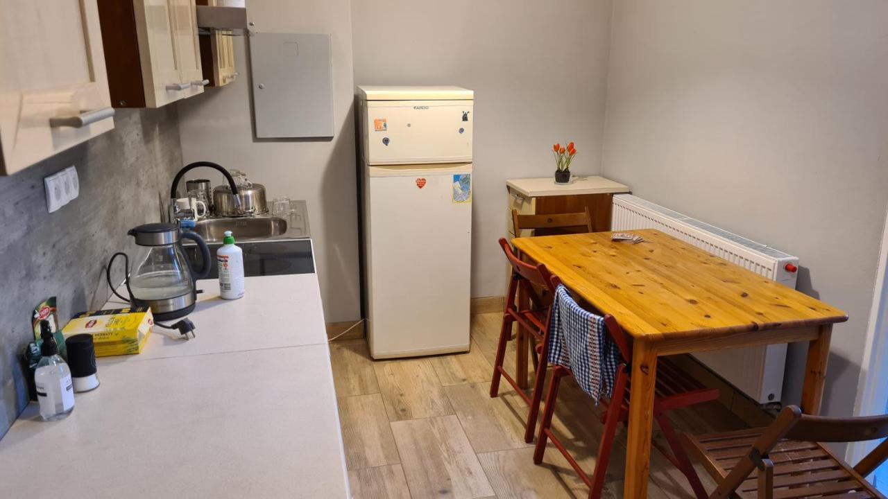 Urocze Apartamenty Na Wsi Goledzinow Eksteriør bilde